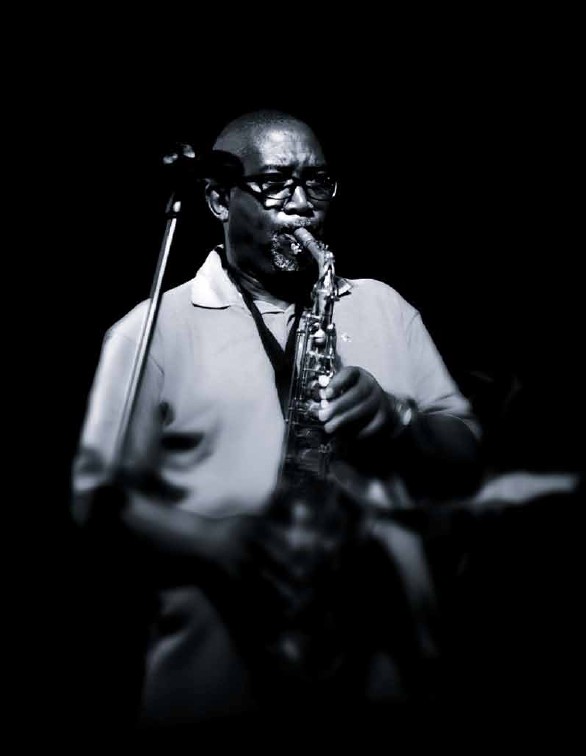 A New Beat – Sipho “Hotstix” Mabuse in Diners Club Magazine, May 2012