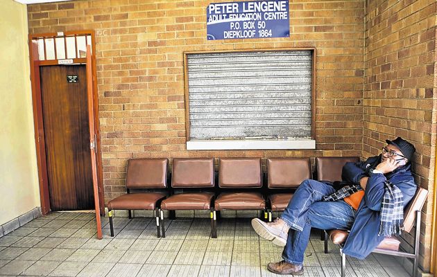 Sipho refuses to burn out in quest for matric - Times LIVE Sipho refuses to burn out in quest for matric - Times LIVE